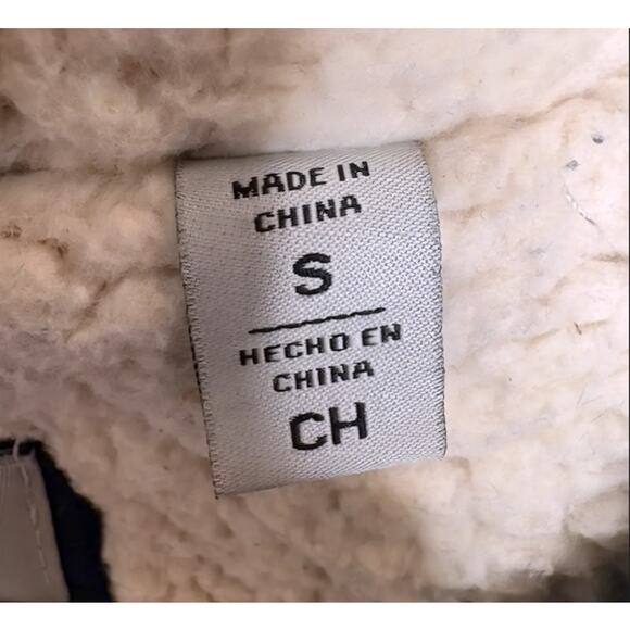 Levi’s Sherpa-Lined Hooded Parka Jacket – Navy Blue (Women’s Small) - Picture 4 of 7